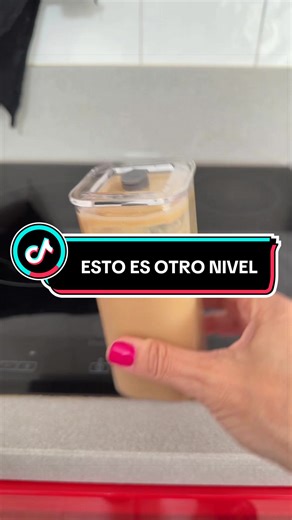 Vaso de vidrio con tapa hermética y pajita de cristal #Cocina #Vaso #OfertasParaTi #TendenciasDePrimavera