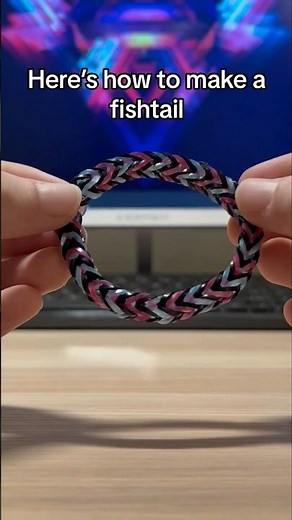 How to Make a Rainbow Loom Fishtail #rainbowloom #tutorial