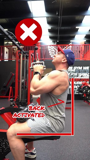 Bicep pull downs for BIG BICEPS! Have you tried this exercise before? #biceps #bicepworkout #bicepexercises #gymtips