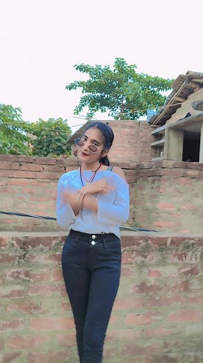 7.2K views · 8.9K reactions | Trending song bhojpuri dance   ♥️  @baljeet_dance_tube new trending dance snort viral short video dance : trending dance youtube channel : trending vlogs on youtube : short video viral new channel : trending dance real : trending dance full video : dance video new dance : dance video sikhana : trending dance program : : trending dance practice viden | Kajal Kour | Facebook