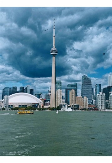 Toronto from the water >>> 🚤🇨🇦 I booked this 60-minute sightseeing tour through TripAdvisor and it was actually a little cheaper than booking direct 👀 Would you do a water tour on your next Toronto trip? #thingstodotoronto #watertour #downtowntoronto #canada #fypシ