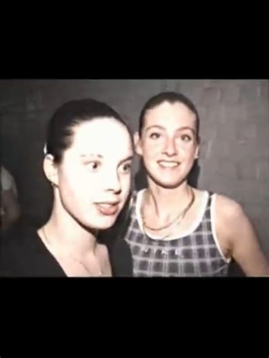 Exploring the Vibrant Culture of Oldschool Rave Girls