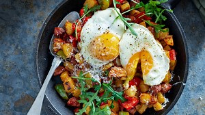 Lättlagat och gott - laga en spansk pyttipanna med chorizo och manchego