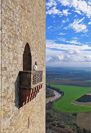 Travel the World: Real Scenery Beyond Books and Maps