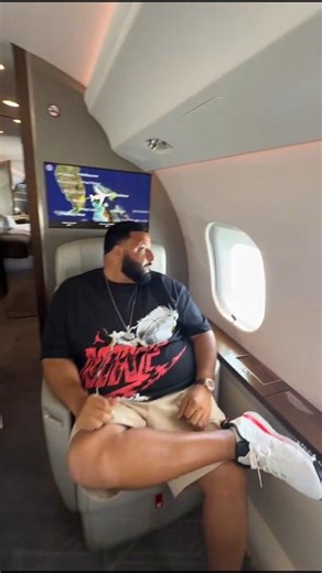 It's ok to be happy "DJ khaled" Private Jet #djkhaled #privatejet #shorts