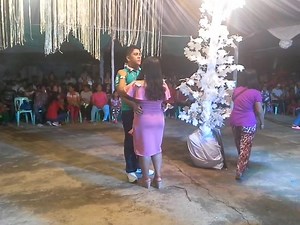 206K views · 3.2K reactions | GROOM & BRIDE DANCING MOMENT @ CAMASI TUMAUINI ISA. #basta JMB’s BAND sikat ka!!! | JMB’s BAND & Catering Services | Facebook