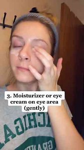 Night Routine for Healthy Lashes