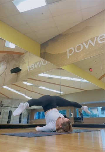 #mobilitychallenge #stretching #flexibility #boxsplits Full version is coming soon ✨