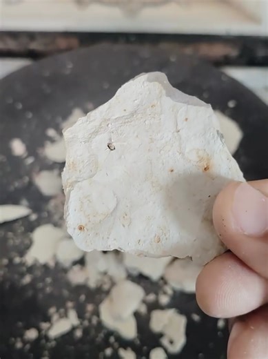 Ural Clay Crunch ASMR: Pure White Kaolin Cracking