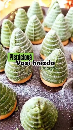 Pistáciové vosí hnízda s matcha práškem 🎄