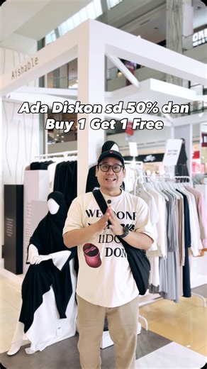 Mohamad Irfan Kursan on Instagram: "Langsung aja datang ke boothnya @aishable.id di Atrium @csbmall karena banyak promo dan model terbaru. Ada diskon up to 50% dan Buy 1 Get 1 Free. Jadi gassss mborong kesini yahhhh.. #irfanqursyan #cirebon #aboutcirebon #aboutcirebonfood #radarcirebon #aishable #aishableboutique #csbmall #csbmallcirebon"