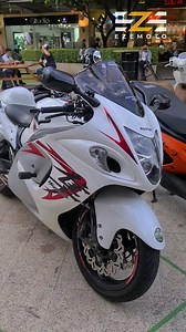 520K views · 5.9K reactions | Suzuki Hayabusa 1340cc Motorcycle Personal Review Series (Season 1 Episode 27) Owner: Ikoy Year: 2008 Price: P510,000 Displacement: 1340cc Engine Type: Transverse 4 cyclinder, DOHC, Liquid Cooled No. Of Cylinder: 4 Power: 195.7 hp Torque: 155 Nm Top Speed: 299+ kph Fuel Tank: 21 Liters Suzuki Philippines #SuzukiHayabusa #SanaAll | Ezemoto | Facebook