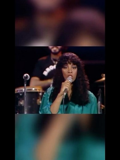 I Heard It Through the Grapevine Medley | Gladys & The Pips (1967), Marvin (1968), Smokey, Donna