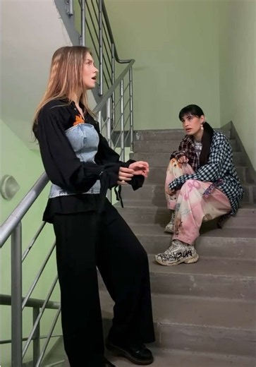 Принимаем заказы на концерты в подъезде, пишите в комменты @Diana Diva | Diana