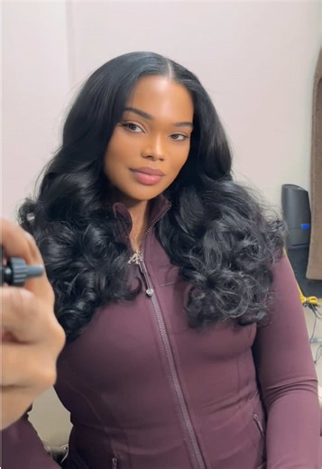 Step-by-Step Guide to Middle Part Sew-In with 4 Bundles
