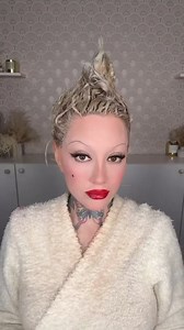545K views · 52K reactions | Just a little gel  and aluminum wave clips! Showing my support to Ashley Elliott for all the hilarious content she creates! She came out with Combat Gel a while back and I had to try it! I’m a big fan! #fingerwaves #hairtutorial #makeuptutorial #vintage #hairstyle #combatgel #erinparsonsmakeup | Erin Parsons Makeup | Facebook