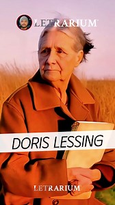 Doris Lessing 📚 (1919-2013) fue una escritora británica nacida en Irán, Premio Nobel de Literatura 2007. Autora de «El cuaderno dorado», exploró temas como el feminismo, la política y la condición humana. Su obra abarcó novelas, cuentos y ensayos, destacándose por su estilo realista y su compromiso social. Vivió gran parte de su juventud en Rhodesia, experiencia que marcó profundamente su literatura. #citas #literatura #escritores #DorisLessing | Letrarium