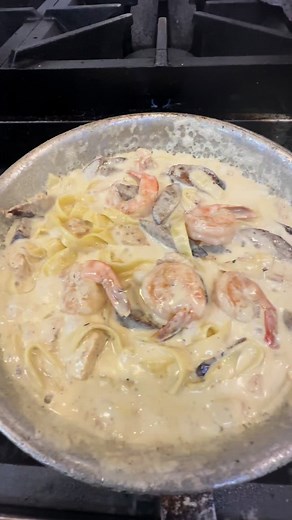 Shrimp, Chicken & Sausage Alfredo Recipe: A New Dinner Idea?
