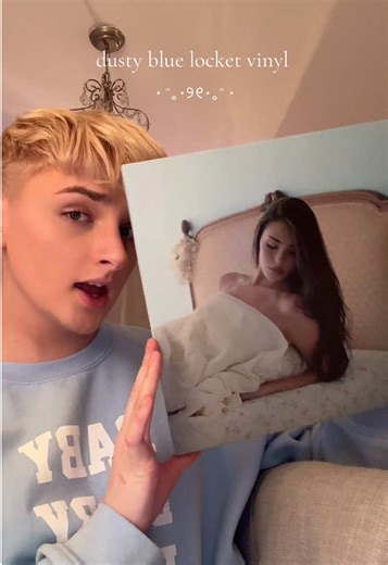 locket out now!!!😭🩵 ⋆ ˚｡⋆୨୧⋆｡˚ ⋆ i got the dusty blue locket vinyl and oh em gee i love it!! but they didn’t send my signed insert😭 @madison beer #madisonbeer #locket #locketvinyl #badenough #bittersweet @MadisonBeerHQ @RCA UK