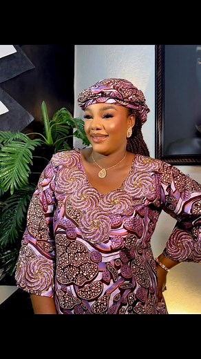 23 reactions · 3 comments | Makeup  Altinohomeofbeauty #Yolamakeupartist #exploremore #viralchallenge #viralreelschallenge2025viralreelschallengejaiviralreelschallengeviralreelschallenge | Alte Amos | Facebook