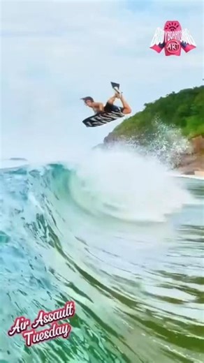 5.7K views · 183 reactions | https://bodyboardingart.com insane air reverse, only we as body borders can do extreme moves like this. The stadiums may fill for surf, but the heart of competition beats loudest in bodyboarding. Every barrell, every air, every point, it’s showtime for the true riders. #Bodyboarding #CompetitionBoogie #IBCTour #TomMorey #ProBodyboarding #BodyboardingArt #WaveWarriors | The Bodyboarding Art Of Max Shineman | Facebook