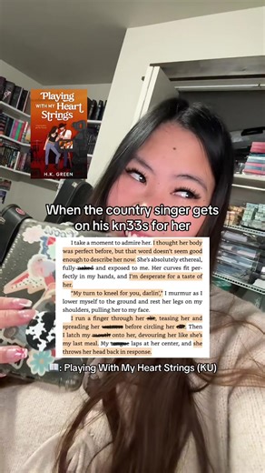 📖: PLAYING WITH MY HEART STRINGS Out now on KU paperback A romantic comedy set on a reality dating show inspired by The Bachelor and The Voice between a country music superstar and a publicist for the TV production company who are forced to join the show to save their careers. What to expect: 🌹 Reality TV Show (The Bachelor meets The Voice) 🎤 Country Singer MMC 📋 Publicist turned Contestant FMC ❤️‍🔥 Forced Proximity 🎬 Lots of Romantic Tension 🤫 Hidden Identity 👀 Sneaking Around/Secret Da