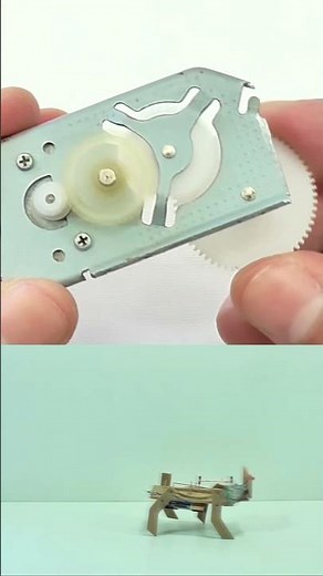 🎓Build an educational homemade robot with simple electronics and recycled materials ♻️🎓#shorts