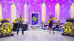 We love to make our models work on set! 🤭 #PriceIsRight | The Price Is Right