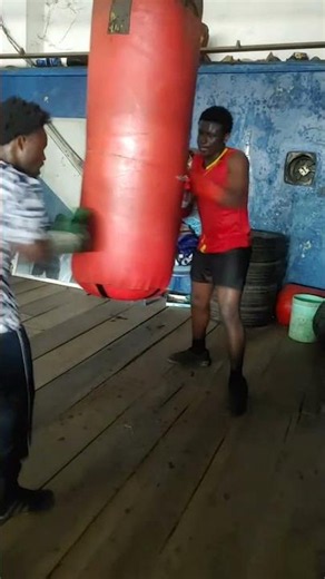 Boxing workout with standing punching the bag💥! #BoxingWorkout #PunchingBag #Fitness #SummerOfGoals