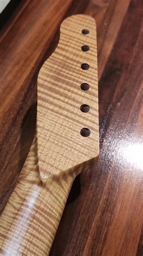 Tele thinline w/spalted inkline maple top build 🎸 Many coats of Tru Oil later 😍😍😍 #guitarbuilder #guitartok #luthier #woodworking #guitarbuilder