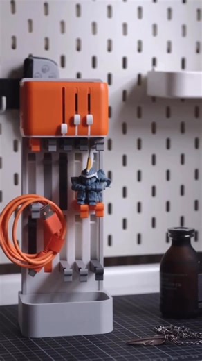 🪝 HookForm Modular Rotating Hook Display System – Customizable Wall-Mount Rack for Collectibles & Desk • 3D files ➡️ Download 3D print model: https://cults3d.com/:3139705 💡 Designed by JerH | Cults.