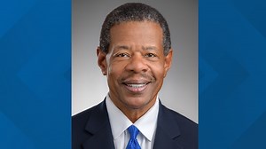 Midlands Tech president announces retirement