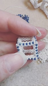 Finally have worked out this cube shape but it’s really fiddly and time-consuming! I don’t think I will be adding these as earring or necklace components. What do you think? | Seed Bead Bliss