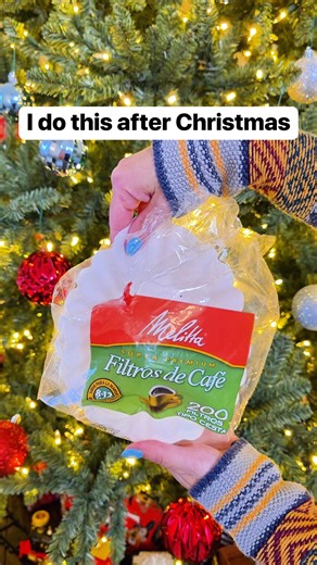 Only was I store ornaments I use coffee filters to separate and store my Christmas ornaments. This original video was produced by Network Media LLC, and Liz & Jeff. #afterchristmas #storage #ornaments #coffeefilters | Home Hacks & Easy Snacks