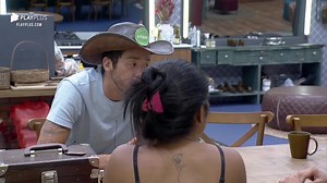69K views · 1.3K reactions | Mileide se mostrou novamente decepcionada com Bil.  A peoa comentou que jogará contra o modelo e Aine disse que a mudança de comportamento dele é porque a colega "desmascarou o jogo dele".   Assine o PlayPlus.com e tenha acesso à transmissão 24 horas com 9 sinais exclusivos de #AFazenda! https://www.r7.com/7QwA | RECORD | Facebook