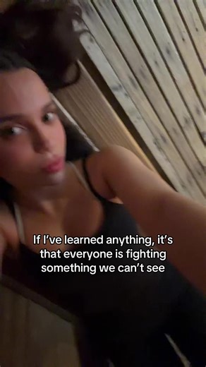 juliaandreaduran (@juliaandrea2000)’s videos with Iris - Goo Goo Dolls