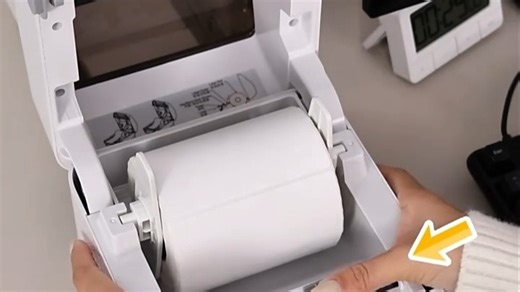 佳博 (Gprinter) GP-1324D 热敏标签打印机 电脑USB版 跨境快递面单不干胶服装零售仓储物流条码机