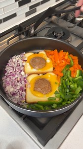 433K views · 861 reactions | All in one pan breakfast Danny N makes an ulitmate breakfast sandwich | Danny N’s Kitchen | Facebook