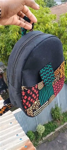 Beautiful small backpack, full tutorial coming soon#sewing #tutorials #bagmaker #backpack