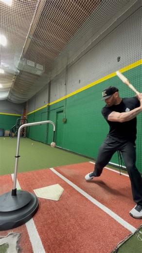 25K views · 1.8K reactions | ❇️ Great tee @hittingmagic 藺 This device uses air suction to hold the ball in place 酪 #baseballlife #battingtee #magictee #battingpractice⚾️ #teework #newtool #baseballequipment #havefun | The Hitter’s Lab | Facebook