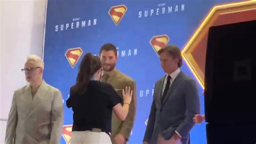 12K views · 58 reactions | SUPER CAST, SUPER CROWD  "Superman" lead actors David Corenswet and Rachel Brosnahan, as well as director James Gunn and producer Peter Safran, interact with Filipino fans during a fan event at the Mall of Asia in Pasay City on Thursday.  Lyka Nicart/Philippine STAR | LatestChika.com | Facebook