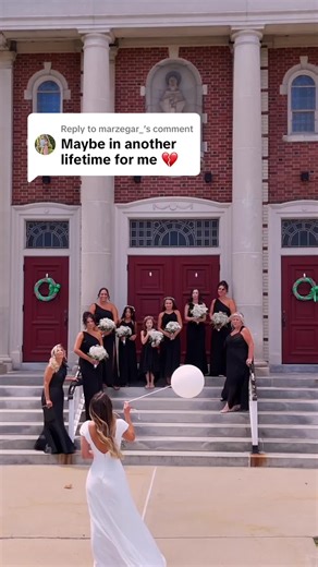 Bride Honors Her Dad in Heartfelt Ceremony