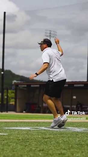 3rd Base Coaching Strategies for an Inside-the-Park Homerun