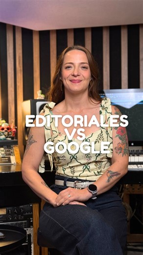 Mónica Zuluaga/Cantautora/Abogada artistas/Propiedad Intelectual on Instagram: "Este es el chisme jurídico de hoy. Hace unos días, editoriales como Hachette Book Group y Cengage Group decidieron demandar a Google. ¿La razón? El uso de libros protegidos para entrenar modelos de inteligencia artificial sin autorización. Hachette publica autores como J.K. Rowling, Malcolm Gladwell, James Patterson, David Baldacci… Y en la demanda se mencionan obras de escritores como Scott Turow y N. K. Jemisin. Ce