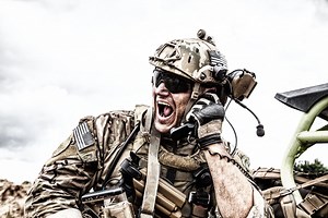 Kuri šiandien stipresnė elektroninės kovos fronte – NATO ar Rusija? Atsakė ekspertai