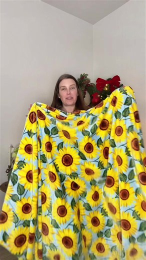 The coziest fall home decor find 🌻🍂 This oversized 60x80 plush throw blanket is SO soft, cozy and perfect for adding a little warmth and color to your couch or bed. The sunflower print is such a cute way to transition your home into fall without going full pumpkin everything. 🤎 #FallHomeDecor #FallBlanket #SunflowerDecor #CozyHome #QVC