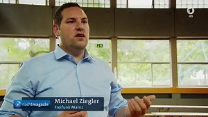 24K views · 554 reactions | Kostenlos WLAN für Flüchtlinge dank Freifunk Mainz. Auf Basis eines Stadtratbeschlusses, den ich der Ampelkoalition vorgeschlagen habe, haben Menschen wie Michael Ziegler aus Mainz-Mombach jetzt Internet zu den Flüchtlingen gebracht. (y) | Tobias Huch | Facebook