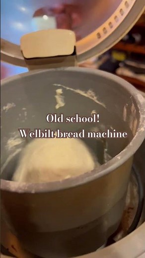 Welbilt bread machine in action #bread #breadmachine #welbilt #shorts