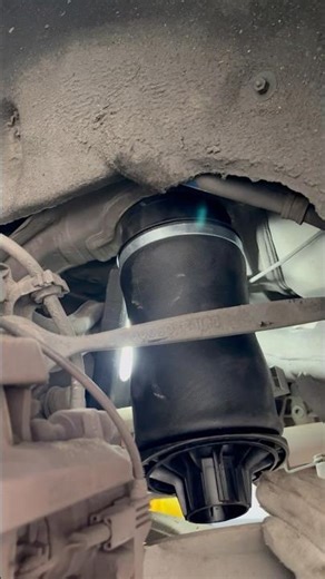 Air suspension bag replacement #airsuspension