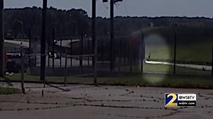 24K views · 38 reactions | NEW: Newly-released video shows a man cross over a fence and into Atlanta's airport: https://2wsb.tv/2IDtePp | WSB-TV | Facebook
